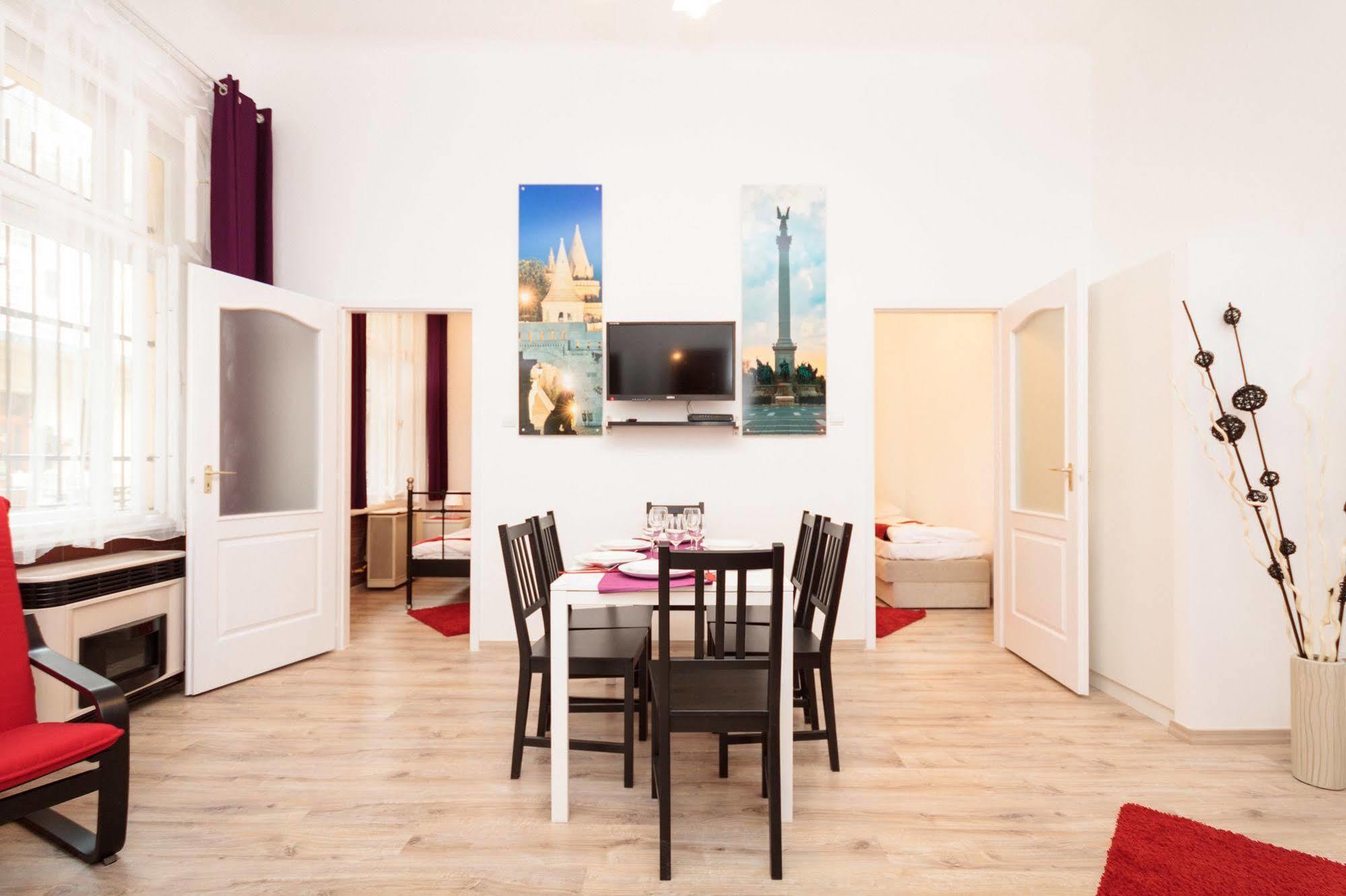 Like Home - City Center - Style Apartment Budapeszt Zewnętrze zdjęcie