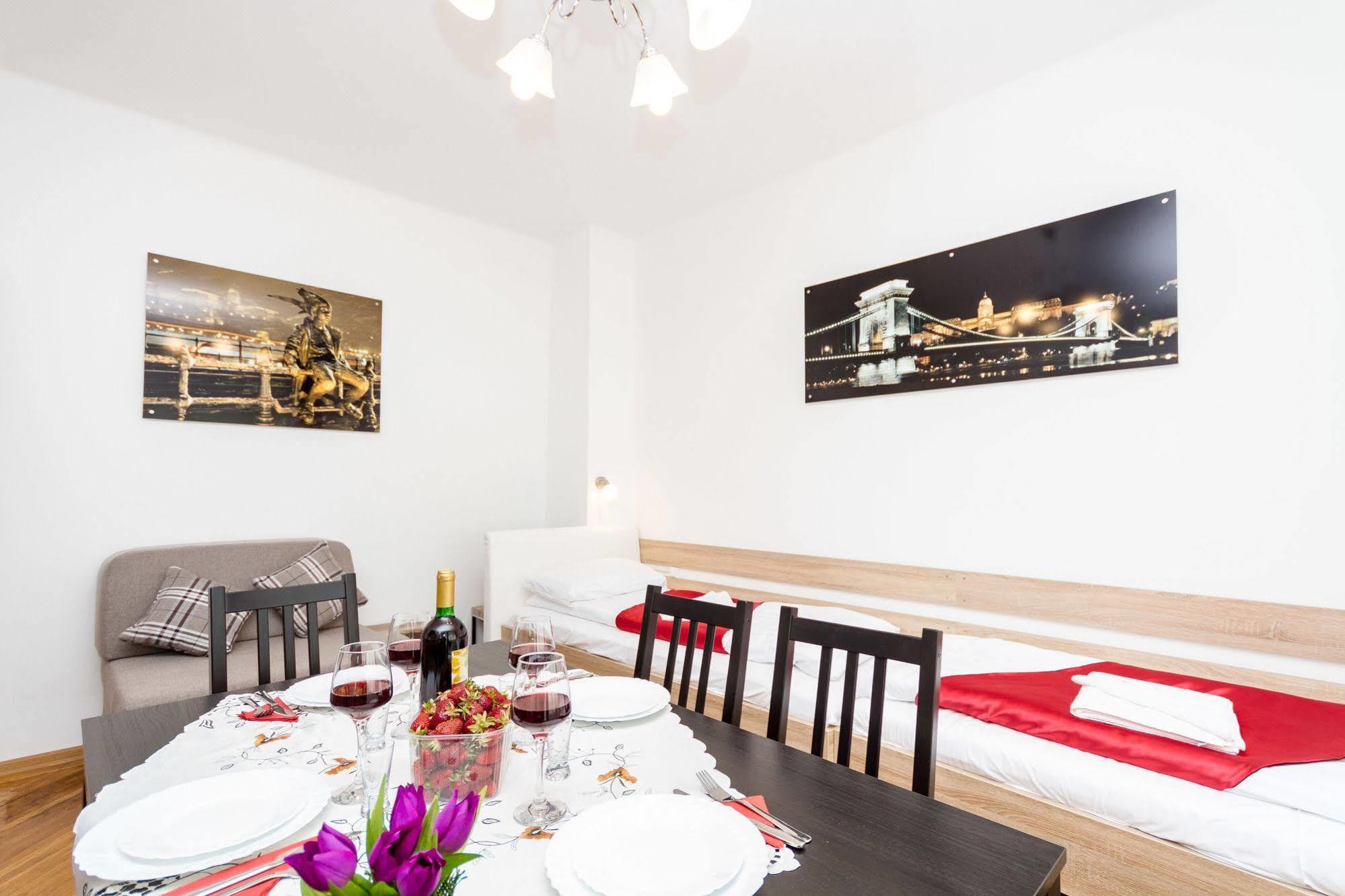Like Home - City Center - Style Apartment Budapeszt Zewnętrze zdjęcie