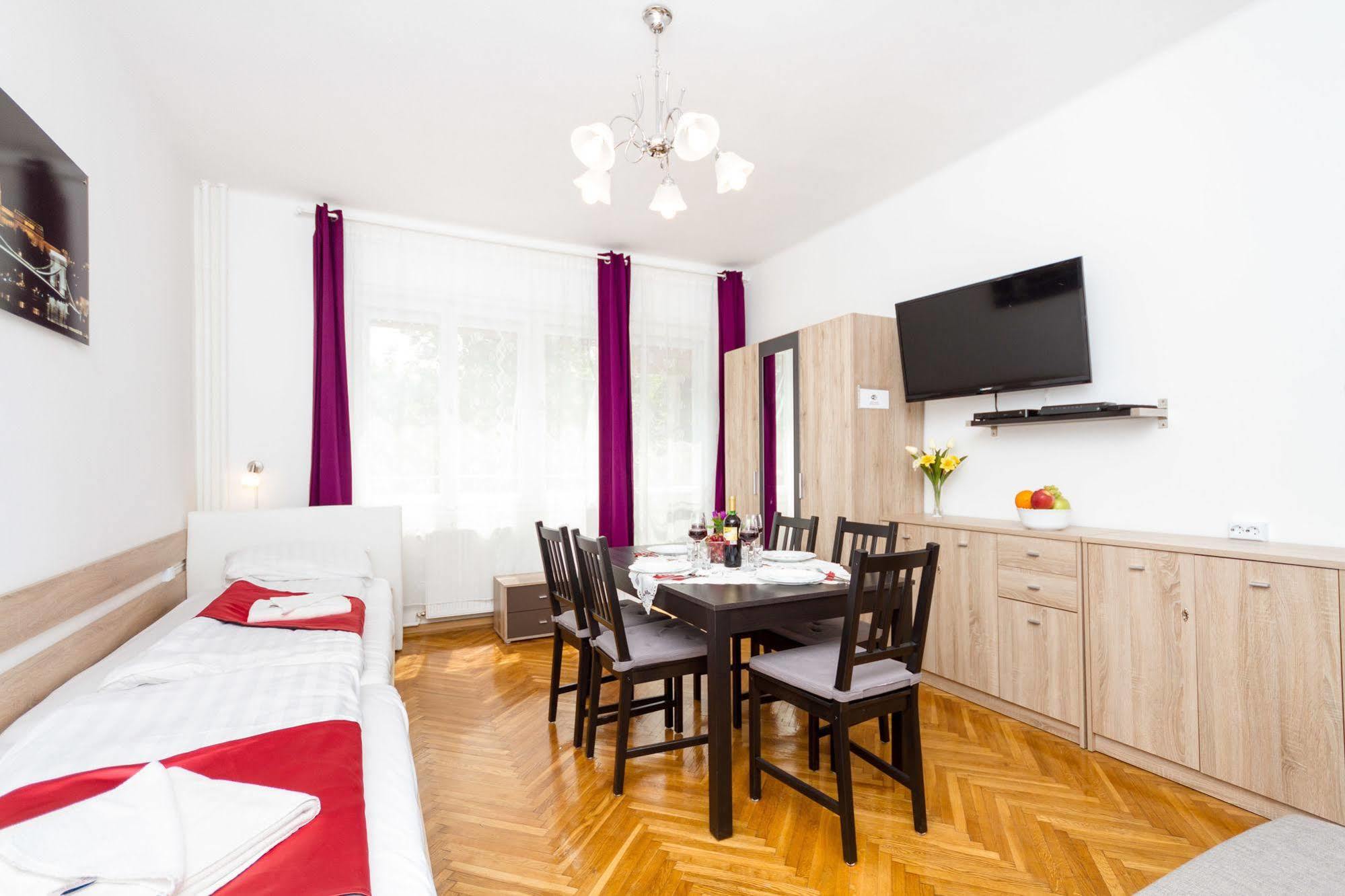 Like Home - City Center - Style Apartment Budapeszt Zewnętrze zdjęcie