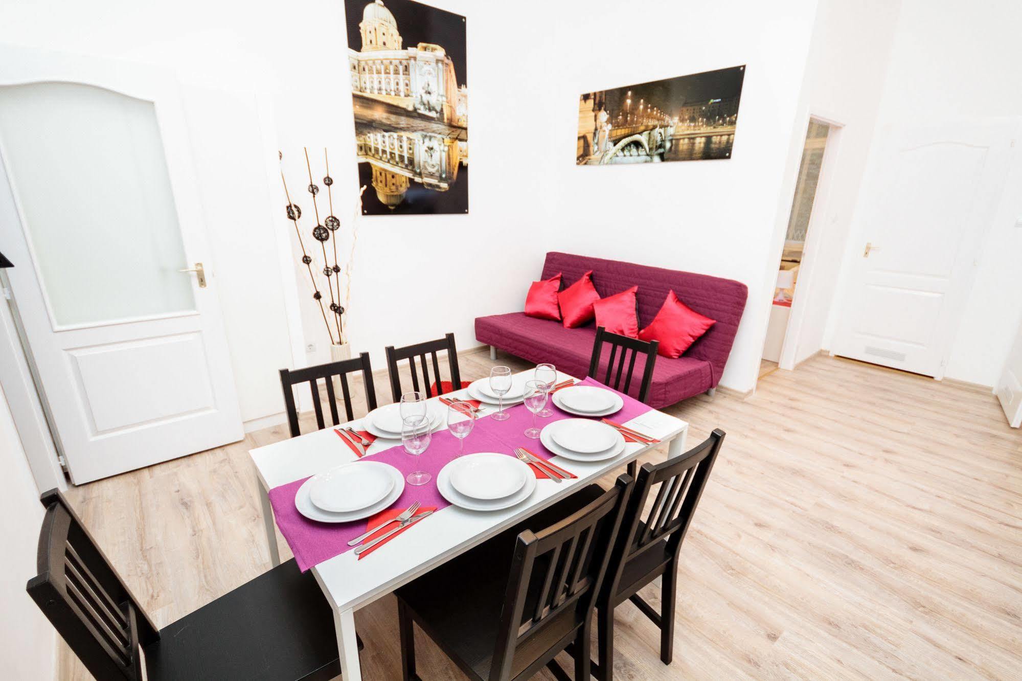 Like Home - City Center - Style Apartment Budapeszt Zewnętrze zdjęcie