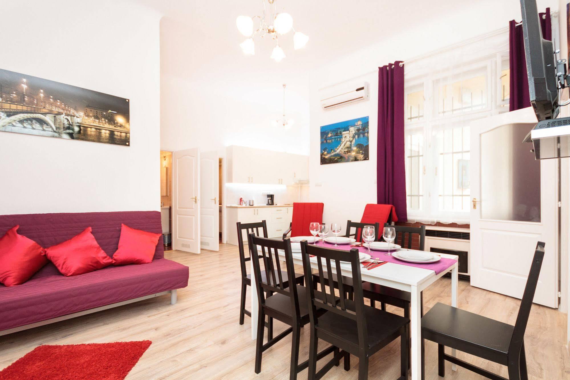 Like Home - City Center - Style Apartment Budapeszt Zewnętrze zdjęcie