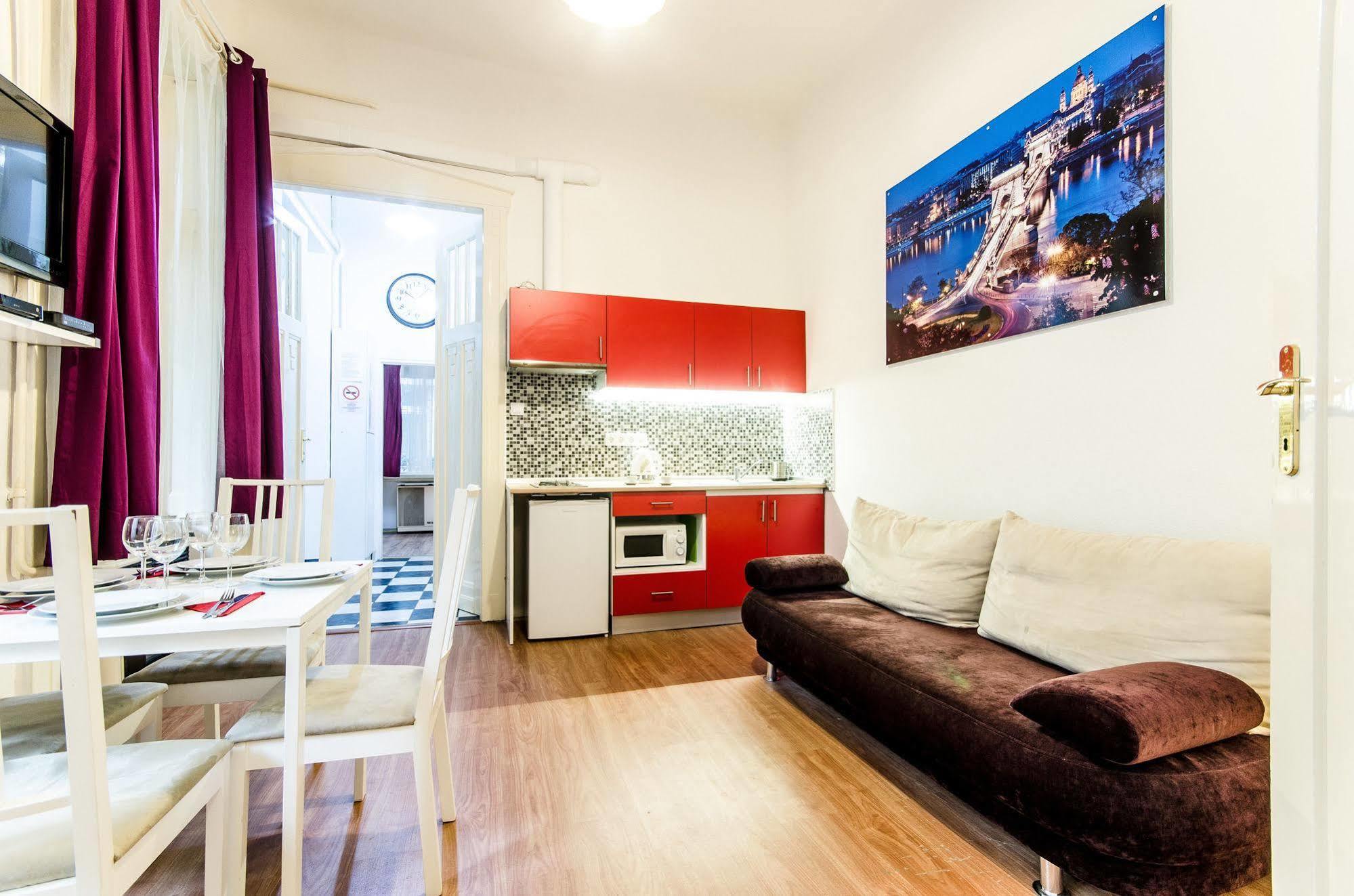 Like Home - City Center - Style Apartment Budapeszt Zewnętrze zdjęcie