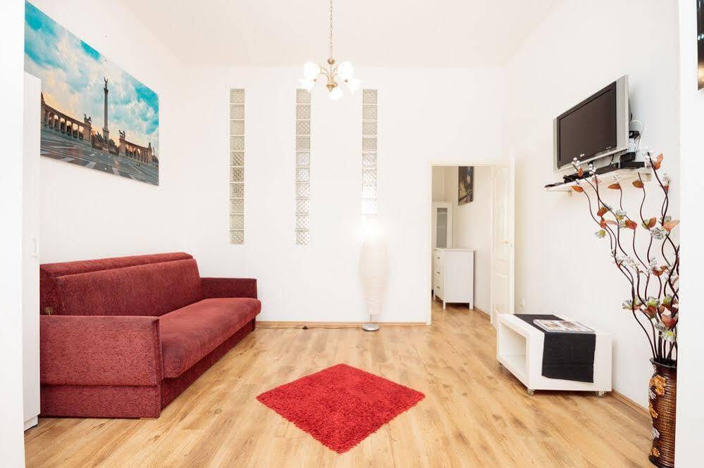 Like Home - City Center - Style Apartment Budapeszt Zewnętrze zdjęcie